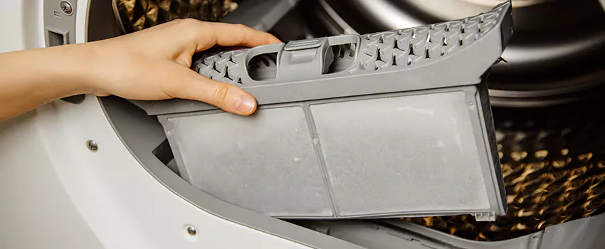 Signs Of A Clogged Dryer Lint Trap in Manteca, California